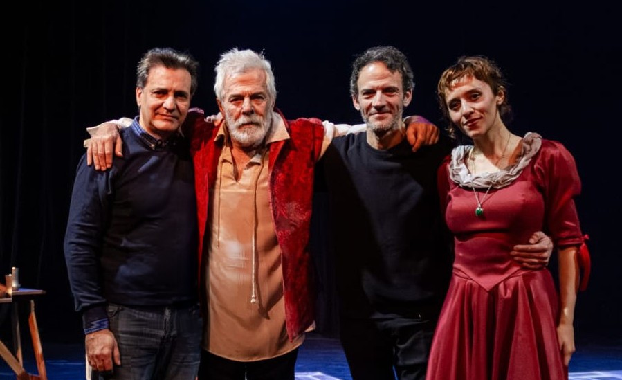 Víctor Laplace, Enrique Papatino, Gustavo Pardi y Antonella Fittipaldi juntos